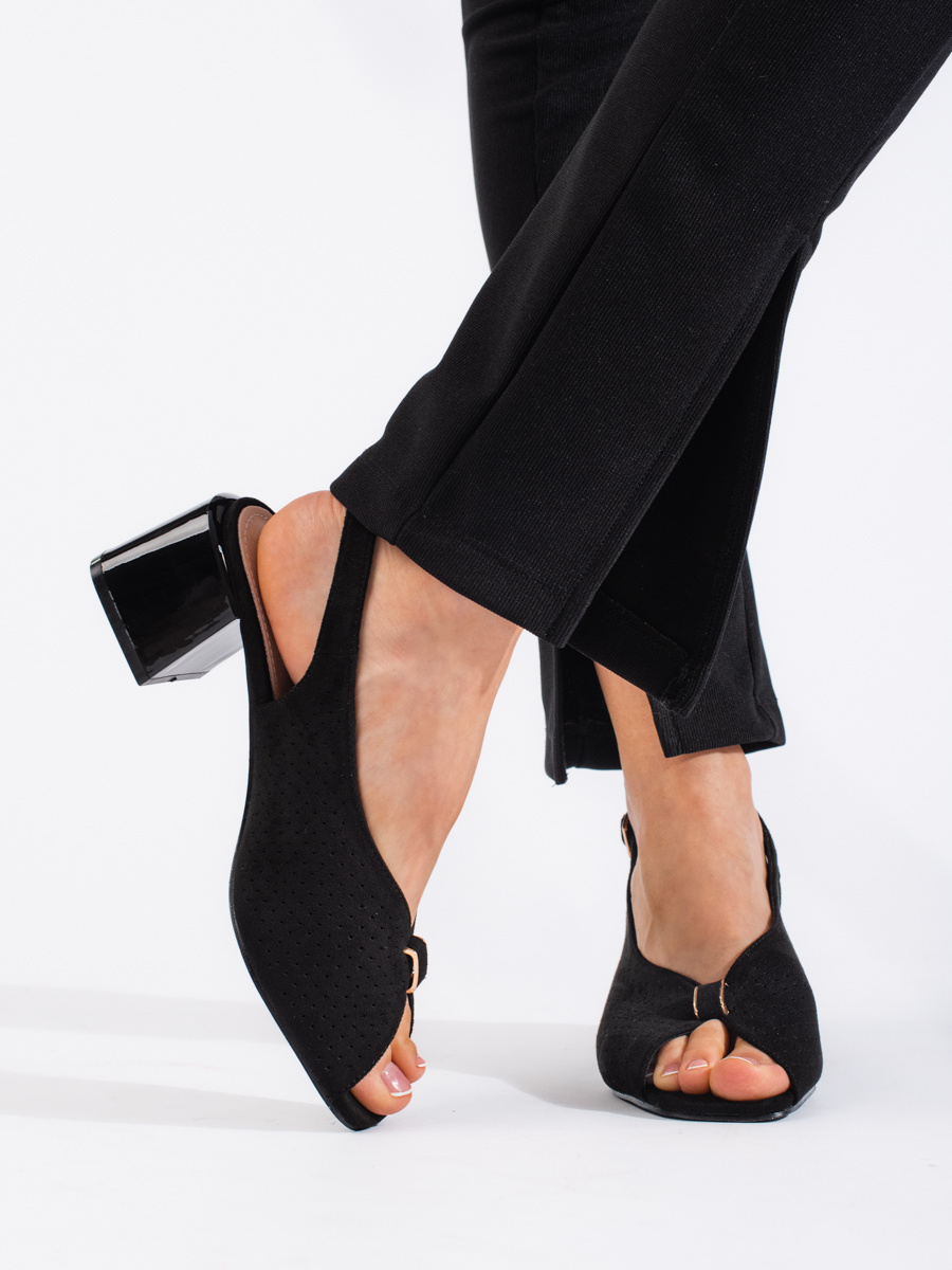 Luxusní dámské sandály černé na širokém podpatku