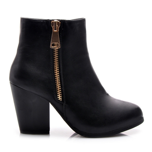 Levně Parádní černé kotníčkové dámské boty s módním zipem