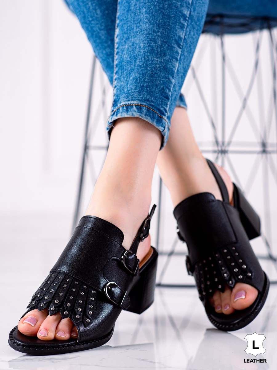 Pohodlné sandály černé dámské na širokém podpatku