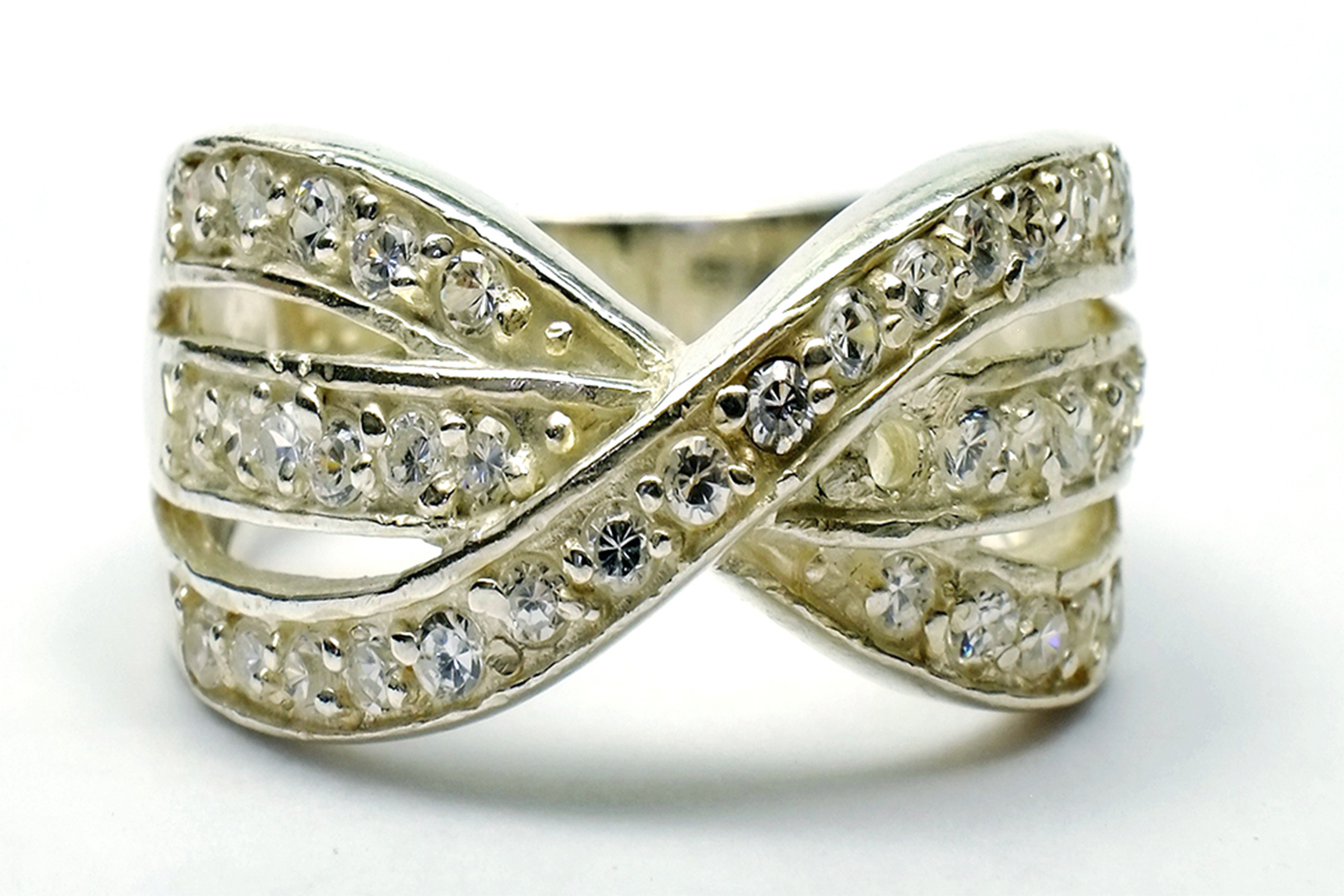 Levně Stříbrný prsten 14259