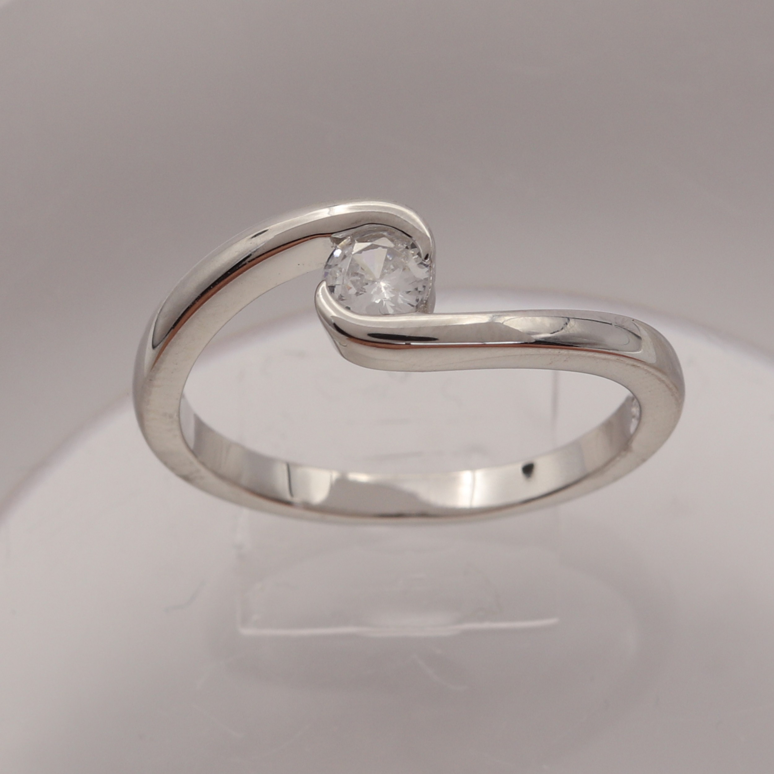 Stříbrný prsten 89320