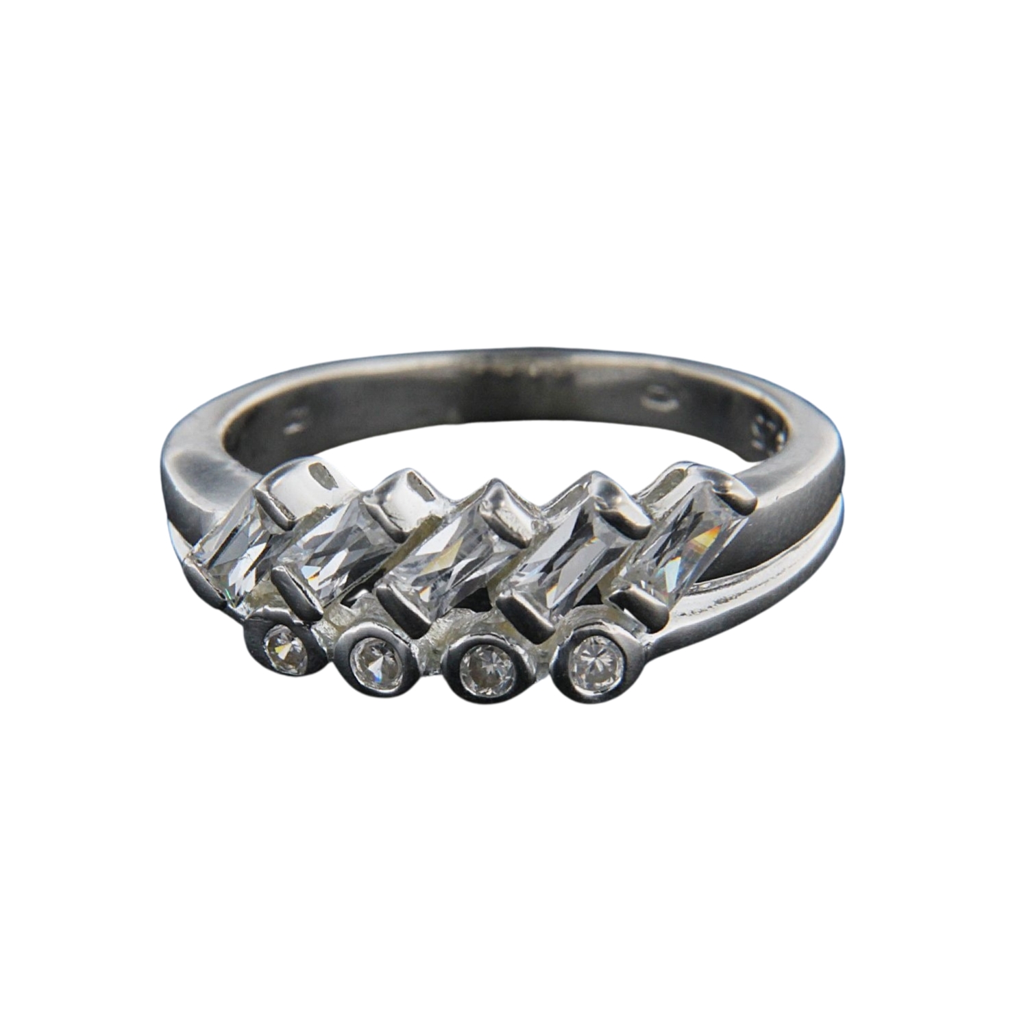 Levně Stříbrný prsten 14351