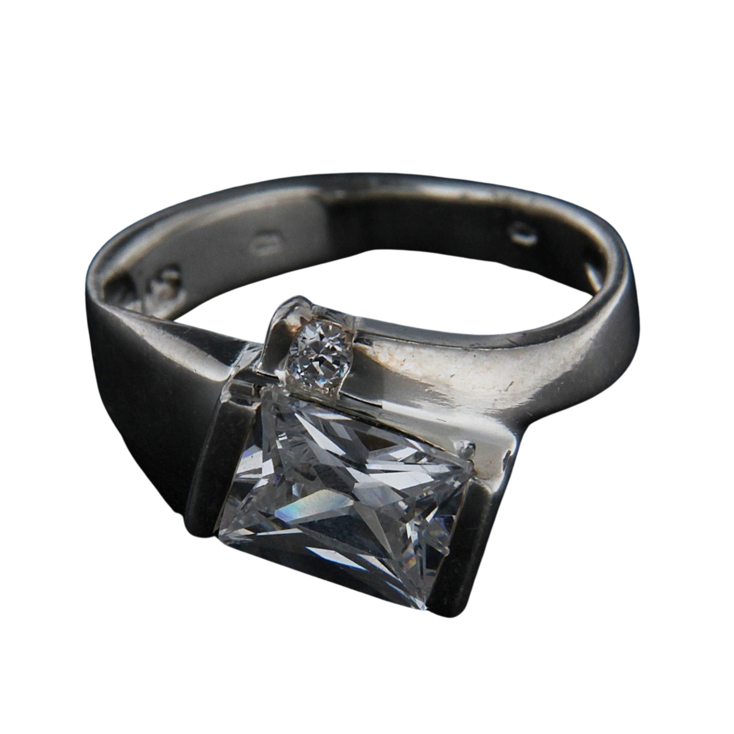 Levně Stříbrný prsten 14251