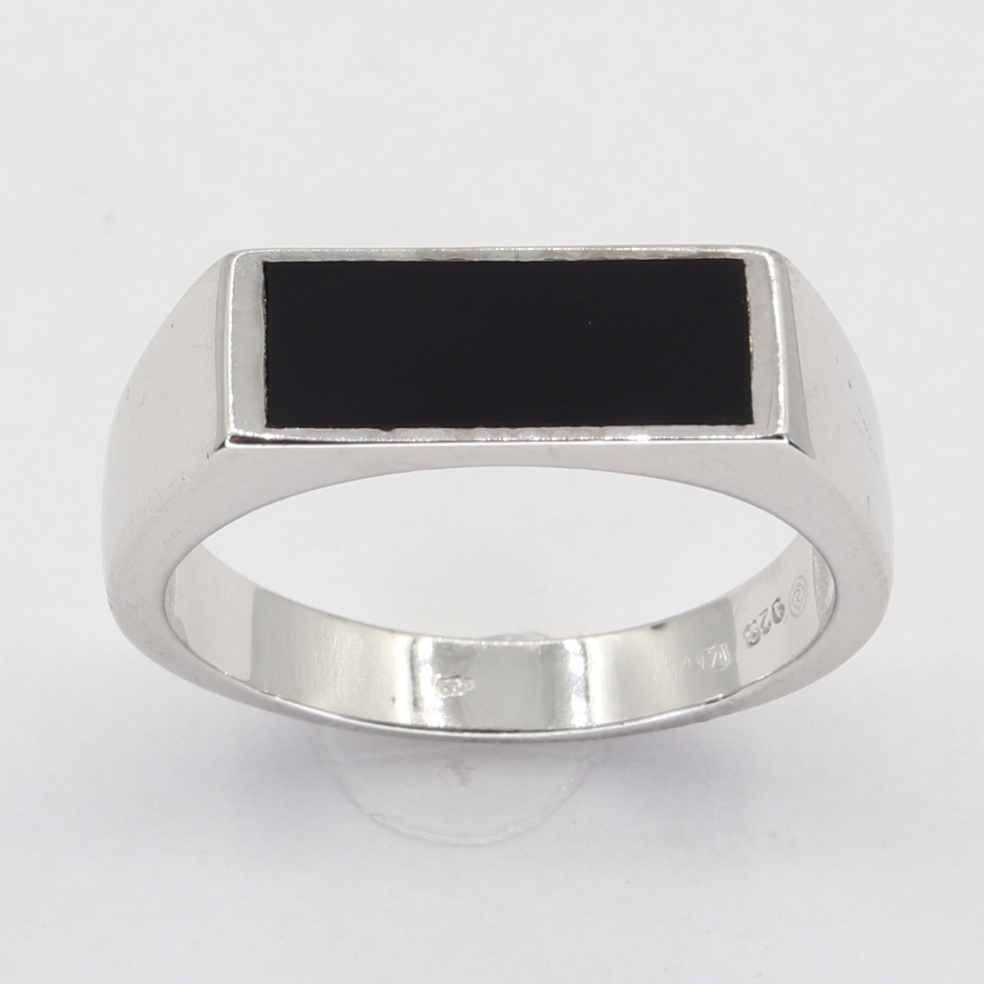 Stříbrný prsten 105359